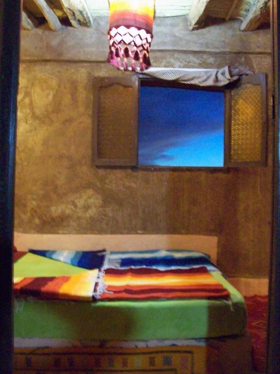 Auberge Toda Kasbah Tinfou Zaouia de Sidi el Mokhtar Ben Ali Exterior foto